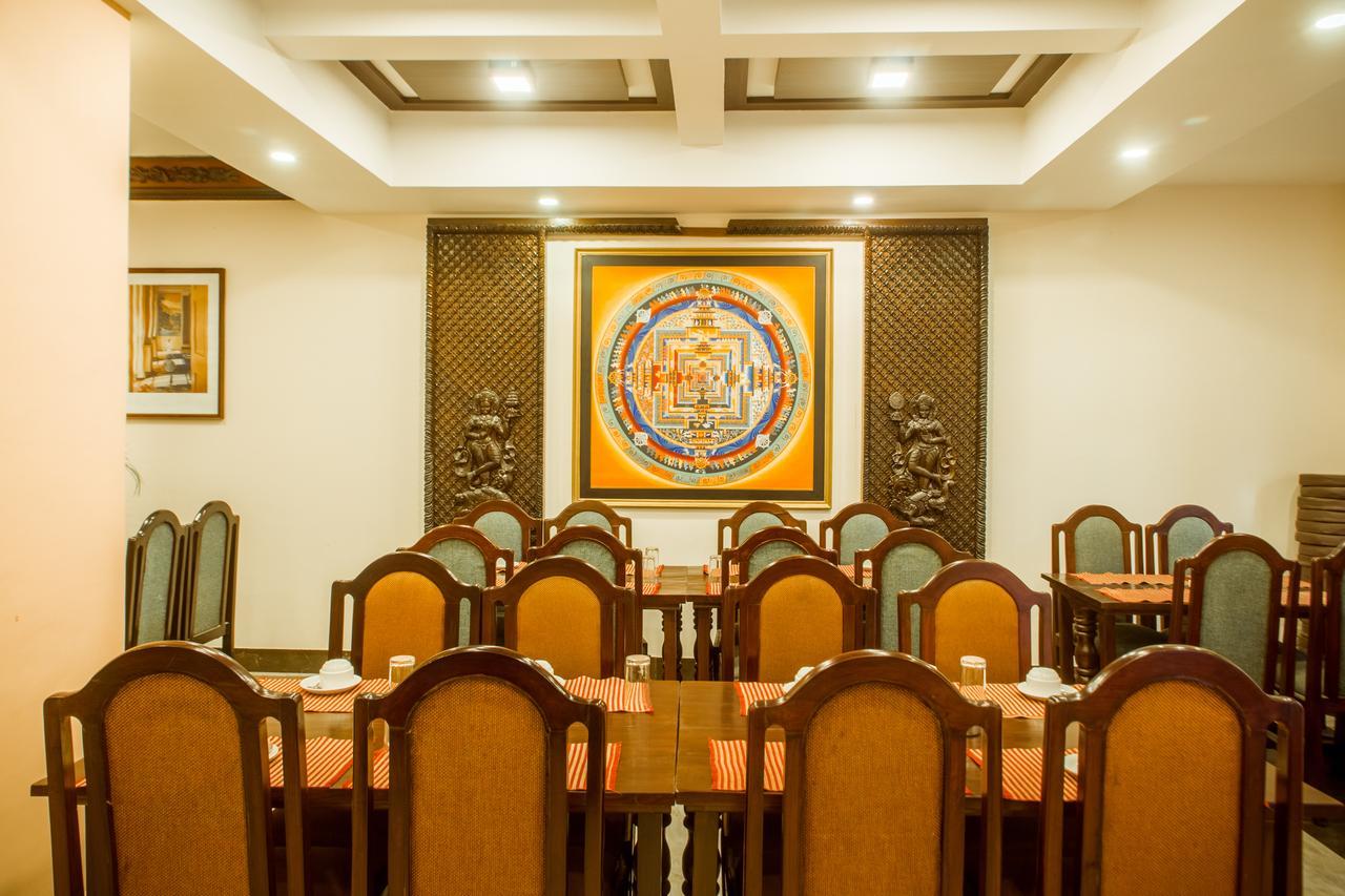 Little Nepal Inn Kathmandu Bagian luar foto