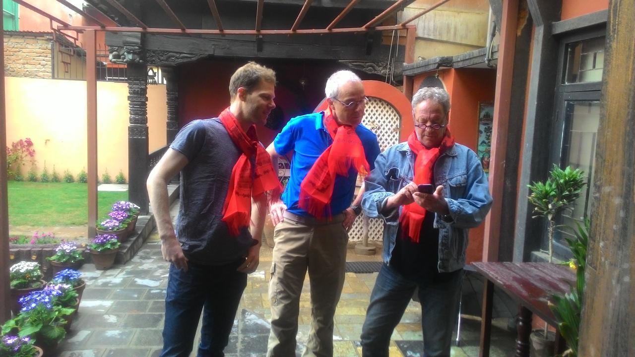 Little Nepal Inn Kathmandu Bagian luar foto